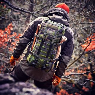 Na štítku mám datum výroby 2017! Zlatý finský ručičky 🙌! 👊🏻 #savotta #savottagear #savottajääkäri #bushcraft...